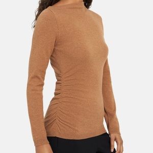 Theory camel color cashmere sweater in size s